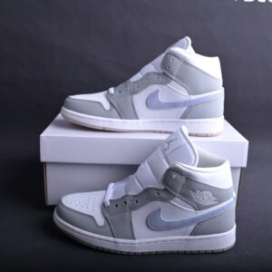 Jordan 1 Mid Wolf Grey Aluminum (W)  BQ6472-105