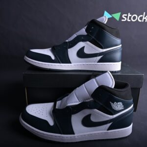 Jordan 1 Mid Armory Navy 554724-411
